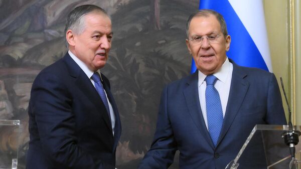 Встреча глав МИД РФ и Таджикистана С. Лаврова и С. Мухриддина - Sputnik Таджикистан