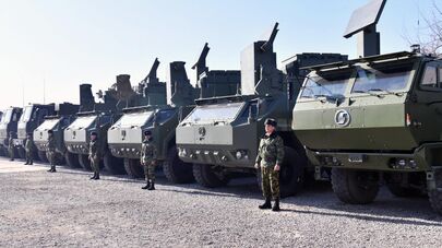 Парад в Душанбе с участием Эмомали Рахмона 