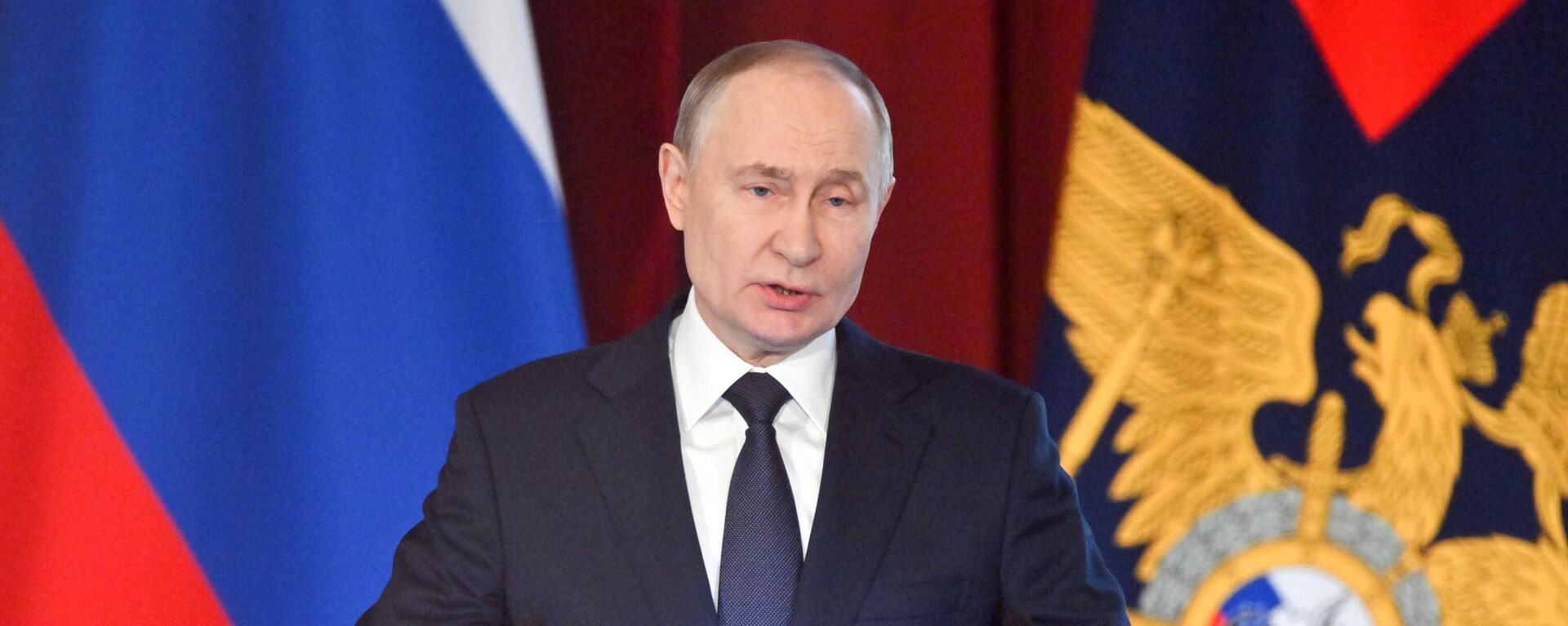 Президент Владимир Путин принял участие в ежегодном расширенном заседании коллегии МВД  - Sputnik Таджикистан, 1920, 05.03.2025