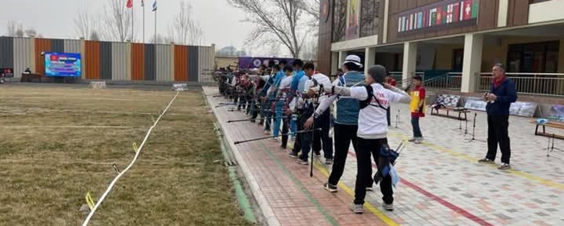 Международные соревнования по стрельбе из лука, посвященные Международному празднику Навруз - Sputnik Тоҷикистон, 1920, 11.03.2025