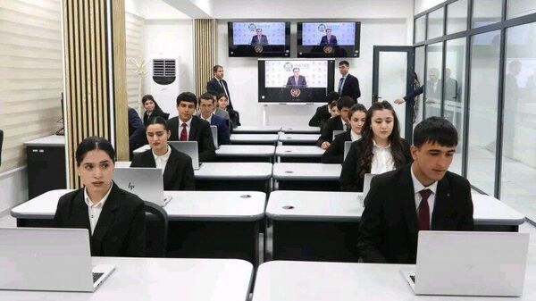 Центр по изучению глобальных инициатив Президента Республики Таджикистан Эмомали Рахмона по проблемам воды и климата - Sputnik Таджикистан