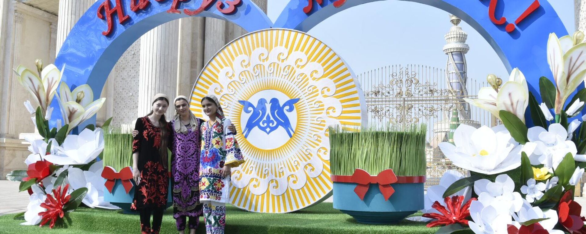 Подготовка к Наврузу в Душанбе. Архивное фото - Sputnik Тоҷикистон, 1920, 03.03.2026