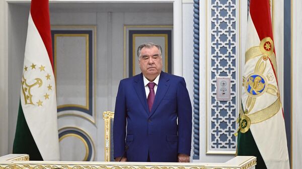 Первая сессия Маджлиси намояндагон Маджлиси Оли Республики Таджикистан седьмого созыва - Sputnik Тоҷикистон