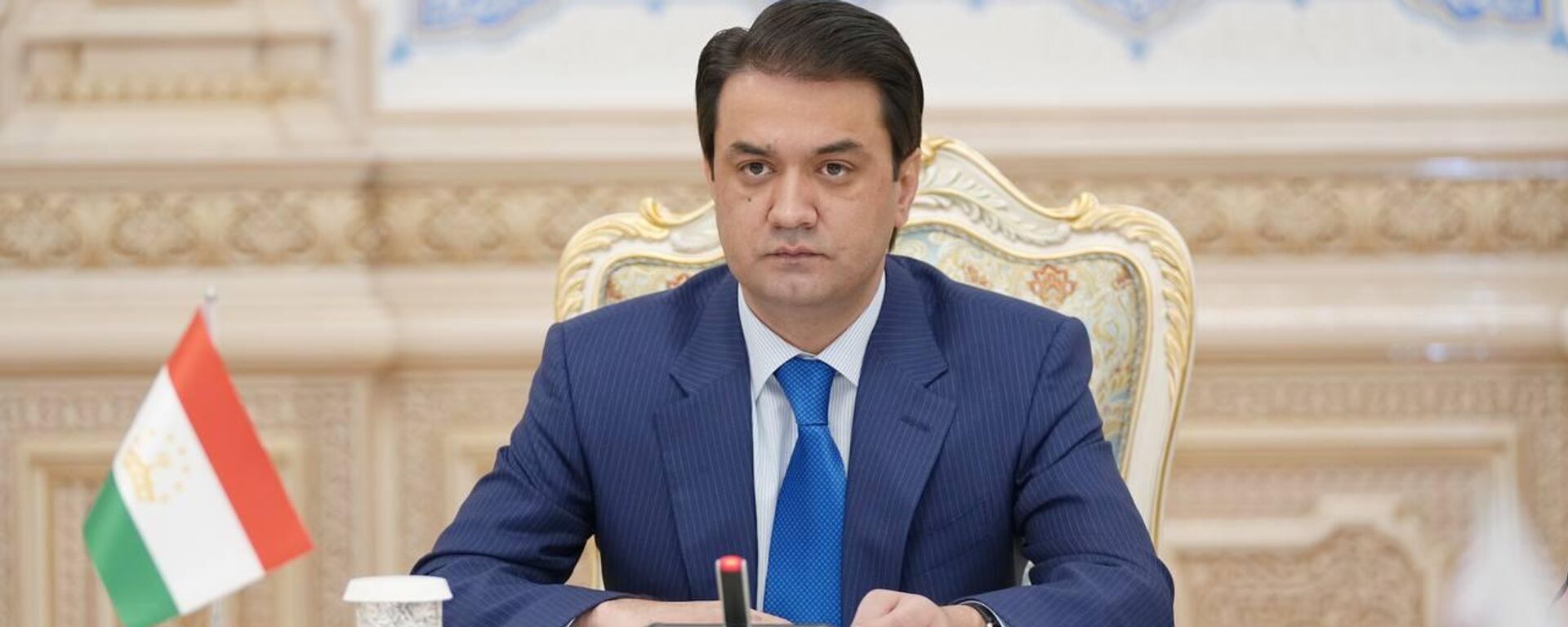 Рустам Эмомали провёл встречу с первым вице-президентом Ассоциации национальных олимпийских комитетов, Президентом Олимпийского комитета Государства Катар Джоаном Бин Хамадом Аль Тани  - Sputnik Тоҷикистон, 1920, 04.04.2025