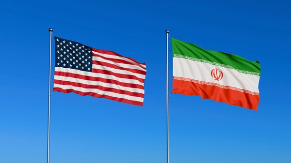 Флаги США и Ирана  - Sputnik Таджикистан