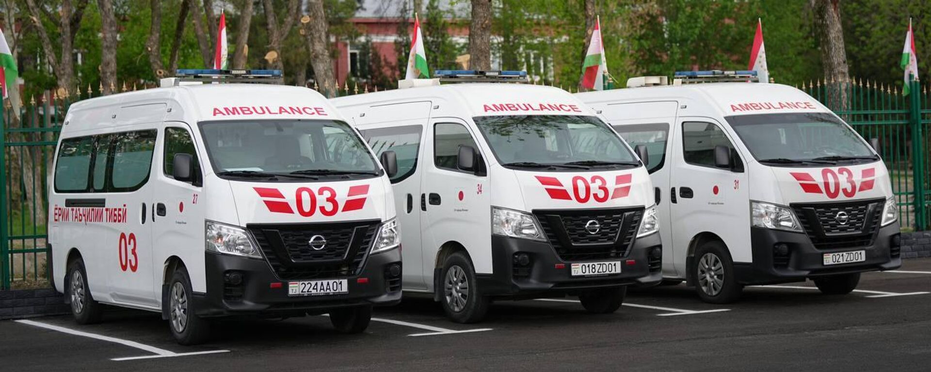 Автомобиль скорой медицинской помощи  - Sputnik Таджикистан, 1920, 26.10.2025