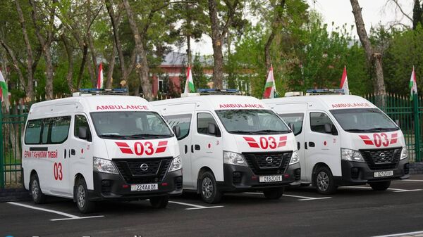 Автомобиль скорой медицинской помощи  - Sputnik Таджикистан