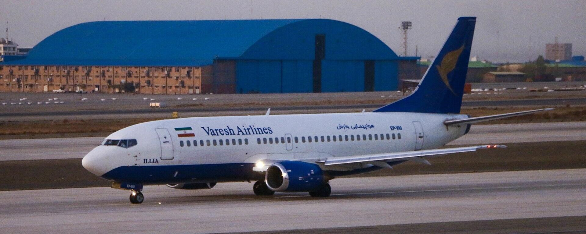 Самолет авиакомпании Varesh Airlines - Sputnik Таджикистан, 1920, 01.06.2026