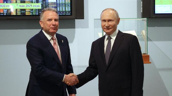 Президент Владимир Путин встретился со спецпосланником президента США Стивеном Уиткоффом  - Sputnik Таджикистан