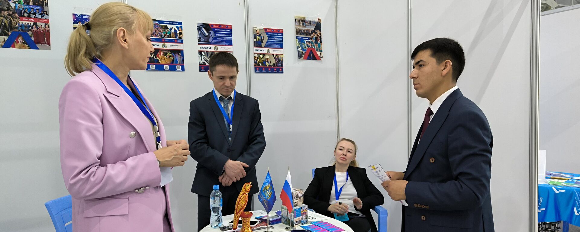 Второй международный фестиваль-выставка зарубежных вузов в Таджикистане - Sputnik Таджикистан, 1920, 15.04.2025