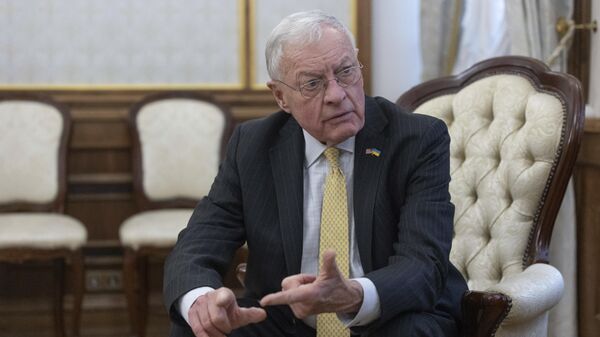 Специальный представитель США в Украине Кит Келлог встречается с главой Офиса президента Украины Андреем Ермаком в Киеве, Украина - Sputnik Таджикистан