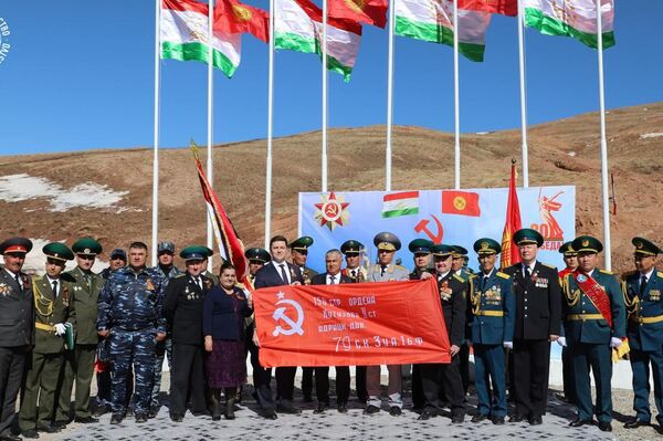 Международная военно-патриотическая акция Эстафета Победы в Таджикистане - Sputnik Тоҷикистон