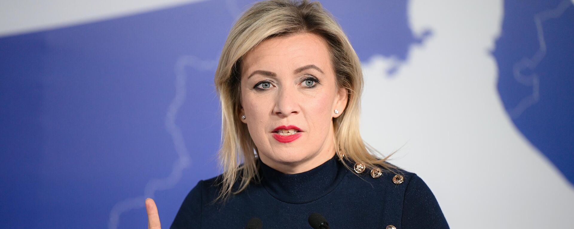 Официальный представитель министерства иностранных дел России Мария Захарова  - Sputnik Тоҷикистон, 1920, 08.01.2026