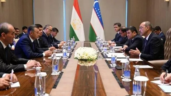 Қоҳир Расулзода дар Тошканд бо ҳамтои ӯзбеки худ Абдулло Орипов мулоқот кард - Sputnik Тоҷикистон