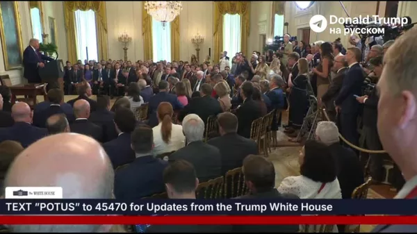 Трамп ҳамлаи Исроил ба Эронро ногузир намедонад, аммо иқрор мешавад, ки ин метавонад возеҳ сурат бигирад - Sputnik Тоҷикистон