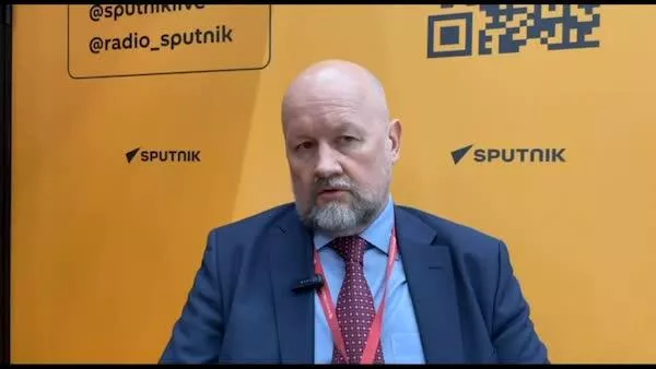 Ширкати русии Р-Фарм барои ворид шудан ба бозори Тоҷикистон манфиатдор аст, гуфт директори генералии ширкати тиббӣ Василий Игнатев - Sputnik Тоҷикистон