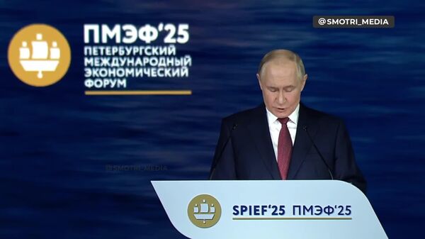 Соли гузашта соҳибкорони Русия 77 000 бренди навро сабти ном карданд, ки нисбат ба пештара 12% зиёд аст - Путин - Sputnik Тоҷикистон