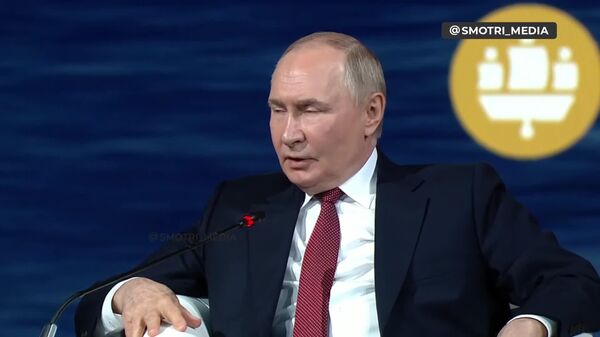 Путин напомнил о старинном правиле, что там, где ступает нога русского солдата, то наше - Sputnik Таджикистан