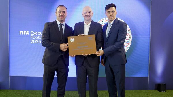ФФТ соҳиби ҷоизаи биринҷии FIFA FORWARD AWARDS  гардид - Sputnik Тоҷикистон