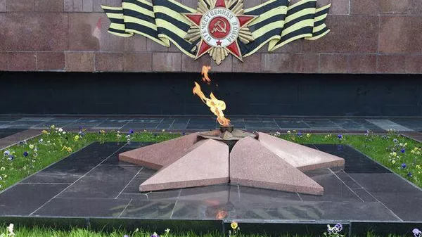 Тоҷикистониҳо дар қалъаи Брест аз рӯзи аввали ҶБВ алайҳи нозиҳо ҷангиданд
 - Sputnik Тоҷикистон