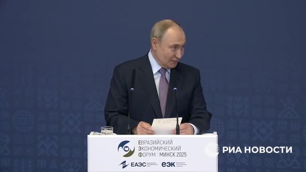 Путин назвал грабежом заморозку российских золотовалютных резервов - Sputnik Таджикистан