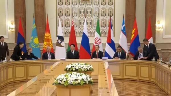 В Минске состоялось подписание соглашения об экономическом партнерстве между ЕАЭС, ОАЭ и Монголией - Sputnik Таджикистан