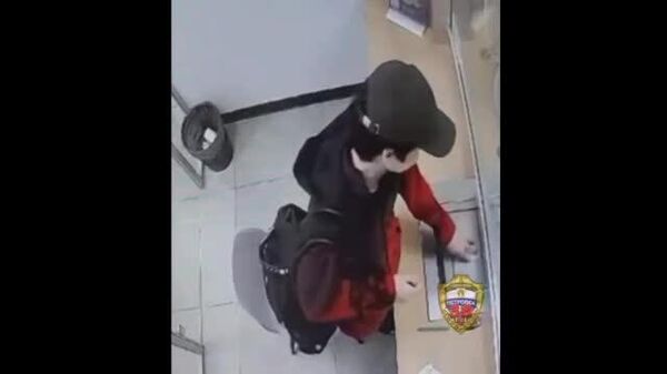 Меҳмоне дар Маскав бо истифода аз варақчае кӯшиш кардааст, ки бонкро ғорат кунад - Sputnik Тоҷикистон