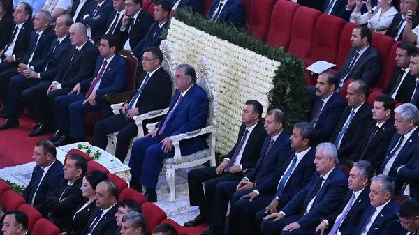 Консерти ҳунармандони тоҷику қирғиз таҳти унвони Дӯстии абадӣ дар Кохи Борбад сурат гирифт - Sputnik Тоҷикистон