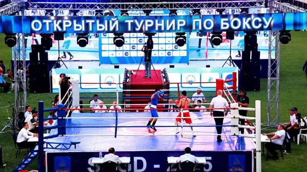 Дар варзишгоҳи Спартак-и Хуҷанд мусобиқаи байналмилалӣ бокс байни калонсолон оғоз шуд - Sputnik Тоҷикистон