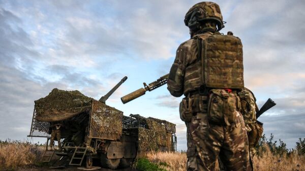 Боевая работа артиллеристов группировки войск Центр на Красноармейском направлении СВО - Sputnik Таджикистан