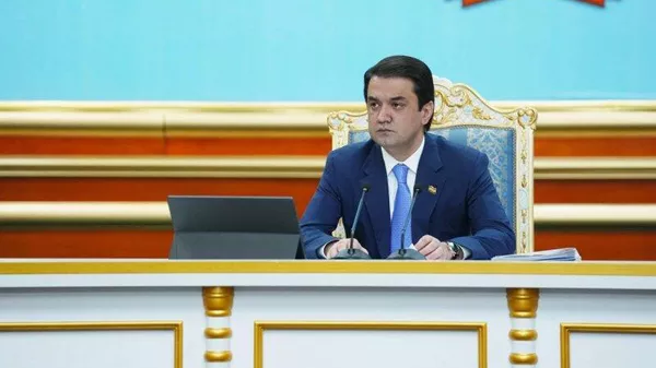 Дастури Рустами Эмомалӣ дар бораи бунёди корхонаҳои нави саноатӣ дар шаҳри Душанбе - Sputnik Тоҷикистон