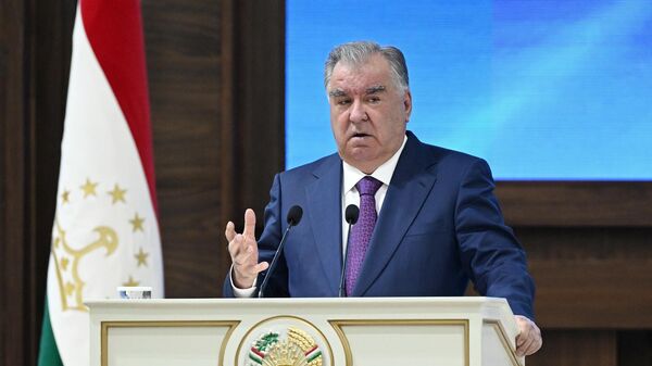 Президент Таджикистана Эмомали Рахмон - Sputnik Таджикистан