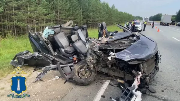 Дар як садама дар наздикии Уляновск се шаҳрванди Тоҷикистон ба ҳалокат расида, шаш нафари дигар, аз ҷумла як кӯдак ҷароҳат бардоштаанд - Sputnik Тоҷикистон