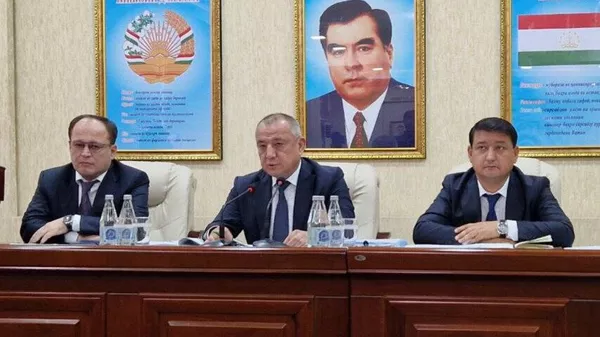 26 мутахассиси соҳаи тиб аз вилояти Суғд ба муҳоҷирати меҳнати рафтаанд - Sputnik Тоҷикистон