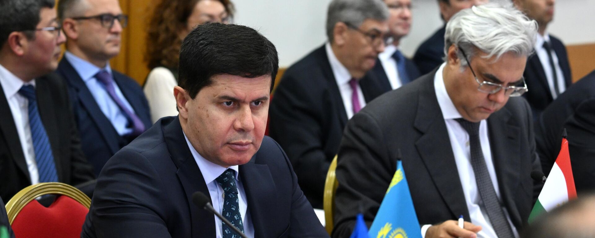 Министр экономического развития и торговли Таджикистана Завки Завкизода - Sputnik Тоҷикистон, 1920, 06.08.2025