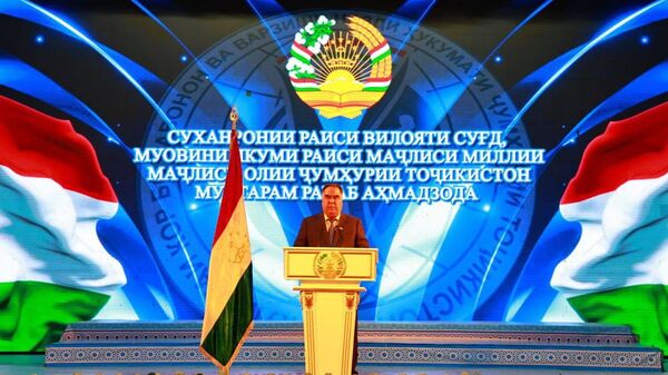 Таҷлили бо шукуҳи Рӯзи варзишгарон дар вилояти Суғд - Sputnik Тоҷикистон