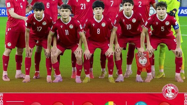 Юношеская сборная Таджикистана (U-17) примет участие на международном товарищеском турнире Кубок Независимости Индонезии-2025 с 12 по 18 августа в городе Медан сыграет с командами Индонезии (12 августа), Мали (15 августа) и Узбекистана (18 августа) - Sputnik Таджикистан