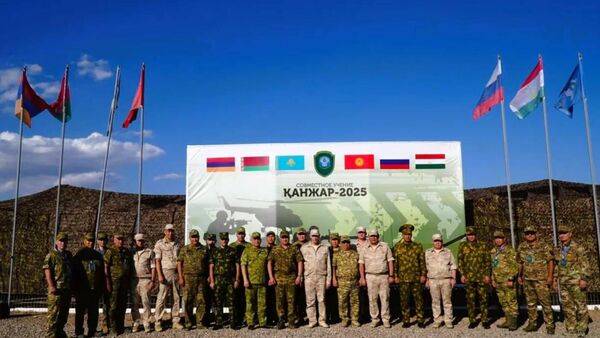 🪖Тоҷикистон дар тамринҳои ниҳодҳои марзии ИДМ Канҷар-2025 дар Қазоқистон ширкат кард - Sputnik Тоҷикистон