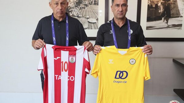 Регар-ТадАЗ сыграет против Ахала в красно-белой форме - Sputnik Таджикистан