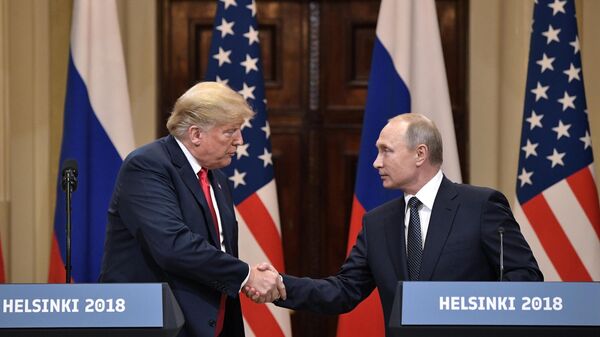 Встреча президента РФ Владимира Путина и президента США Дональда Трампа в Хельсинки - Sputnik Таджикистан