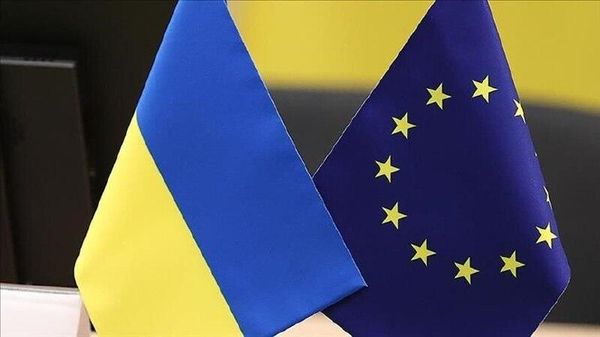 Раҳбарони Иттиҳодияи Аврупо ва Британияи Кабир ҳар гуна маҳдудият дар интиқоли силоҳ ба Киев ё худдорӣ аз пайвастани Украина ба Иттиҳодияи Аврупо ва НАТО-ро рад мекунанд, гуфта мешавад дар изҳороти муштараки онҳо пас аз дидори Путин бо Трамп - Sputnik Таджикистан