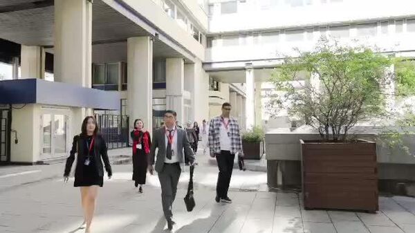 Чатботҳо ва зеҳни сунъӣ: рӯзноманигорони кишварҳои ИДМ модули нави лоиҳаи SputnikPro дар Зубовский-ро анҷом доданд - Sputnik Тоҷикистон