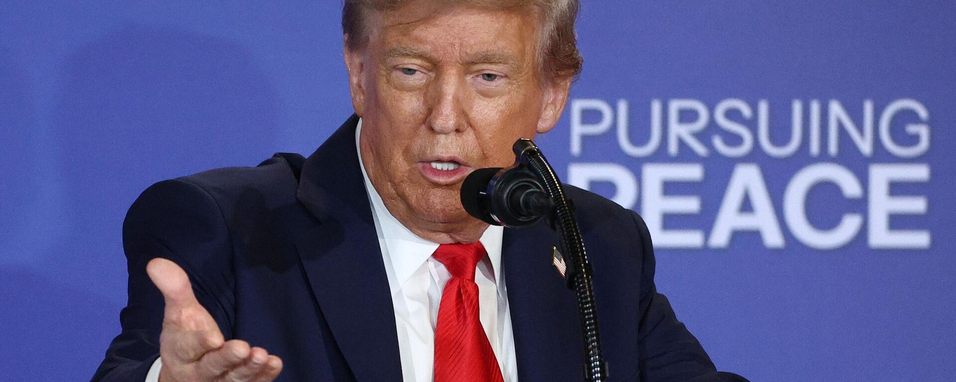 Саммит России и США на Аляске - Sputnik Таджикистан, 1920, 18.08.2025