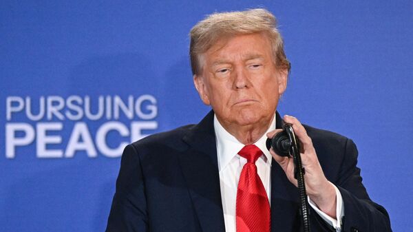Президент США Дональд Трамп - Sputnik Таджикистан