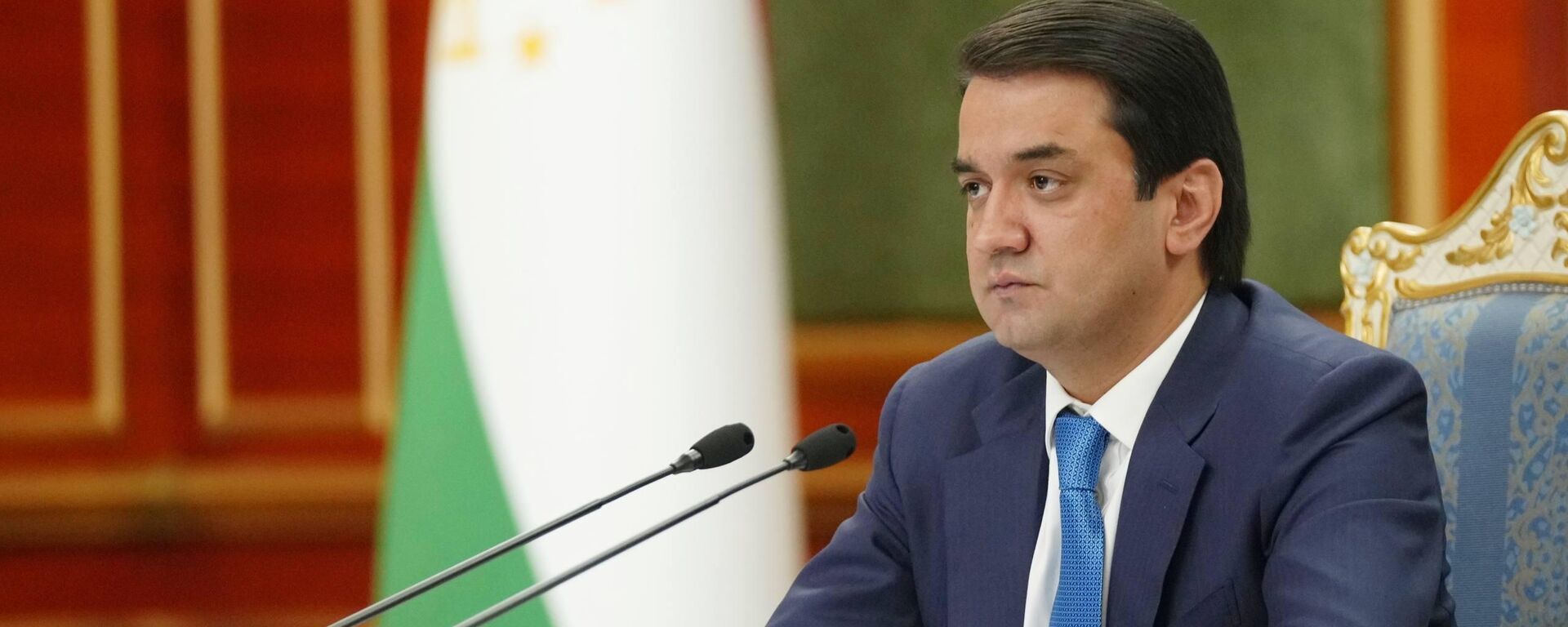 Контрольное совещание с сотрудниками правоохранительных органов города Душанбе Контрольное совещание с сотрудниками правоохранительных органов города Душанбе - Sputnik Тоҷикистон, 1920, 06.09.2025