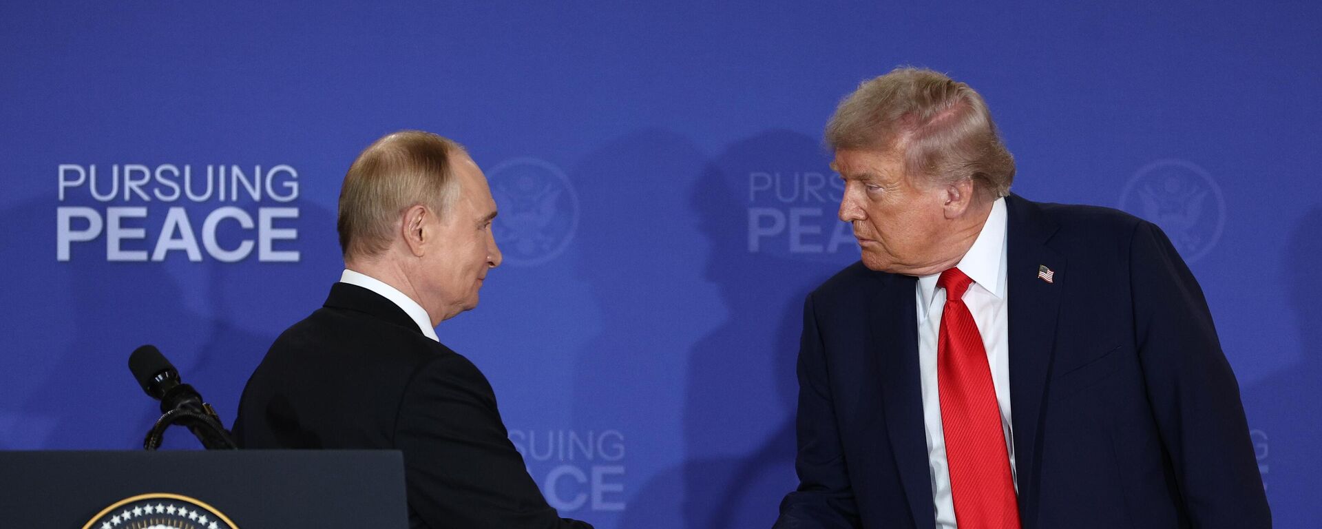 Саммит России и США на Аляске - Sputnik Тоҷикистон, 1920, 08.11.2025