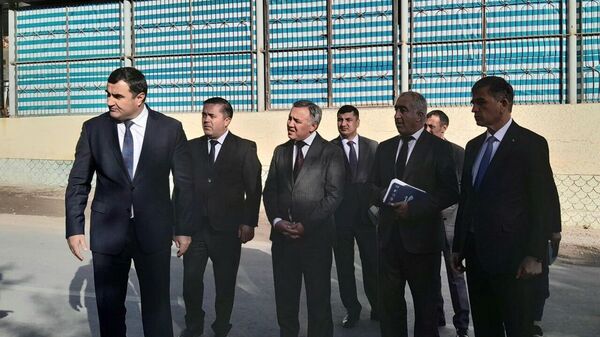 Дехкане Ванджа получили 13 новых тракторов и оборудование - Sputnik Таджикистан