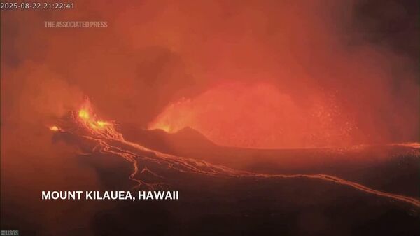 Страшно красиво: на Гавайях вновь извергается Килауэа - Sputnik Таджикистан