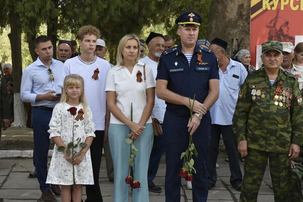 В мероприятии приняли участие военнослужащие Вооруженных сил Таджикистана и 201-й российской военной базы. - Sputnik Таджикистан