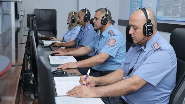 Электронный контакт-центр по приёму обращений в Душанбе - Sputnik Тоҷикистон